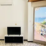 LLOTJA - Apartamento en la playa y el centro de Roses